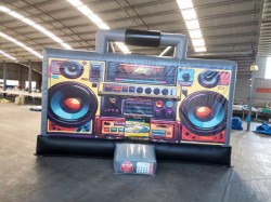 MEddd621ade909cb318d17c42a5c0aadfb 1750964807 1 Bounce To The Beat Bounce House